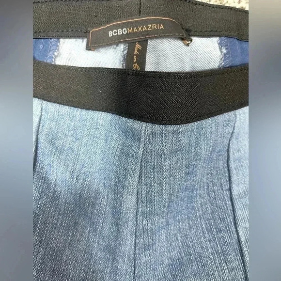 BCBG Patchwork  MAXAZARIA Jegging Blue Jean Pants Size Small - Picture 7 of 7